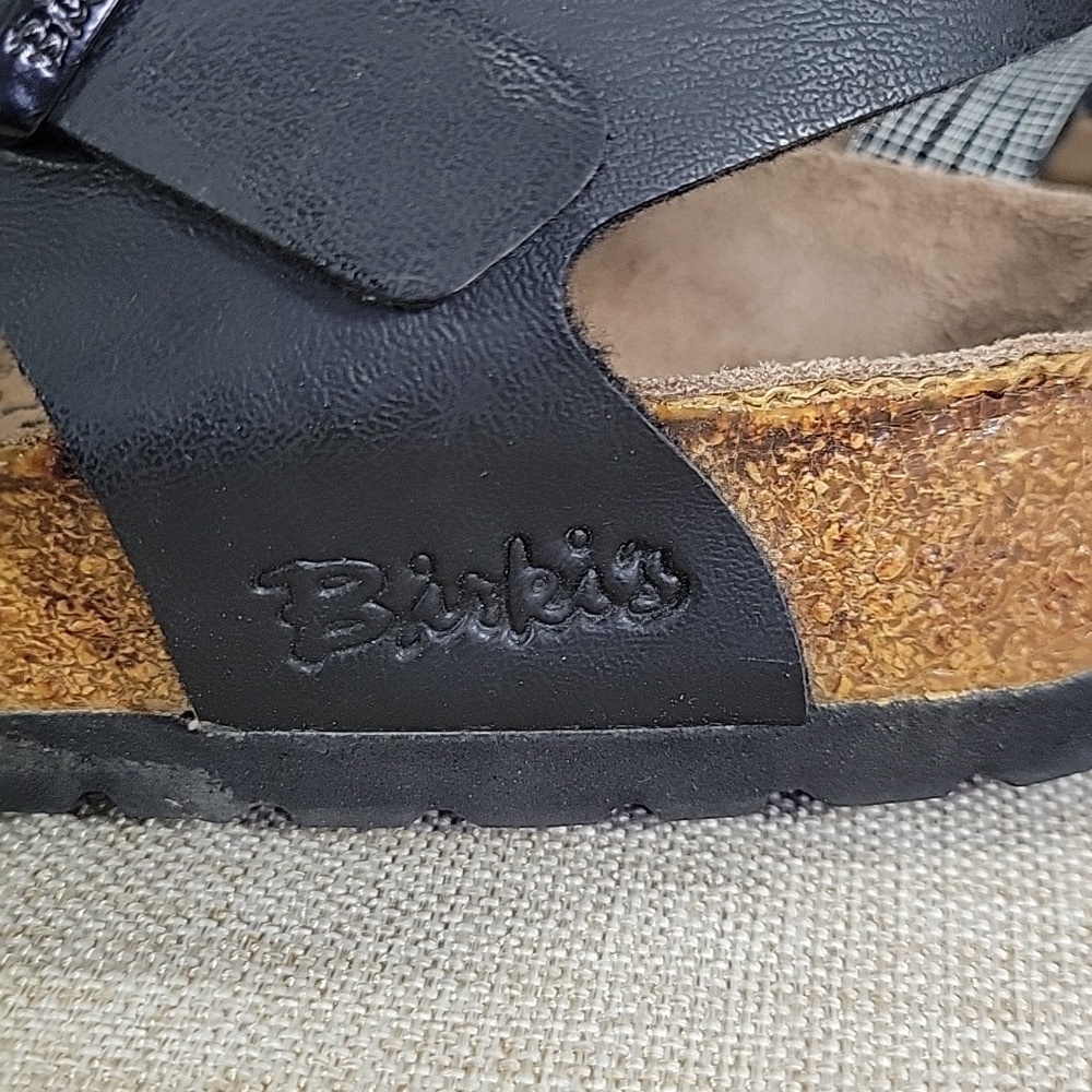 Birkenstock Black and Gray Strappy Sandals Sz 38 L7 M5 - Picture 6 of 11